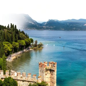 Milan Rome Travel Guide Kindle Edition by Lonely Planet – 206 Page-0